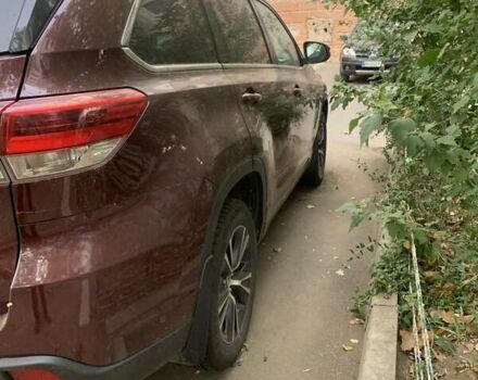 Красный Тойота Хайлендер, объемом двигателя 3.46 л и пробегом 74 тыс. км за 30500 $, фото 7 на Automoto.ua