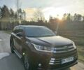 Червоний Тойота Хайлендер, об'ємом двигуна 3.46 л та пробігом 135 тис. км за 28500 $, фото 1 на Automoto.ua