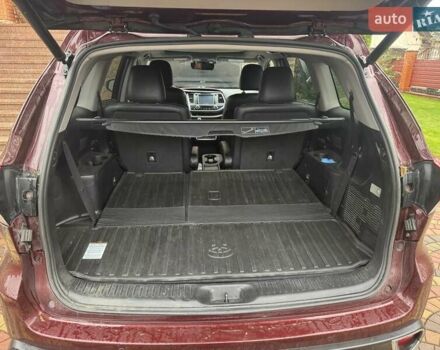 Красный Тойота Хайлендер, объемом двигателя 3.46 л и пробегом 65 тыс. км за 36200 $, фото 18 на Automoto.ua