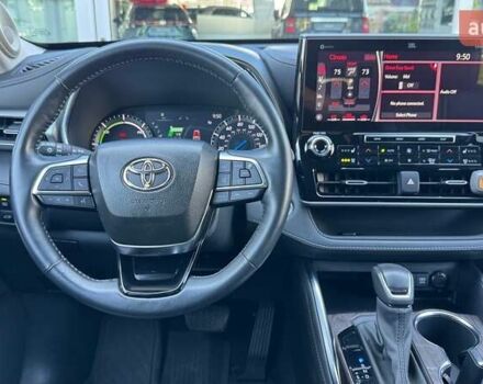 Красный Тойота Хайлендер, объемом двигателя 2.49 л и пробегом 84 тыс. км за 43105 $, фото 4 на Automoto.ua