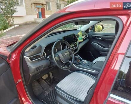 Красный Тойота Хайлендер, объемом двигателя 2.49 л и пробегом 72 тыс. км за 47000 $, фото 42 на Automoto.ua