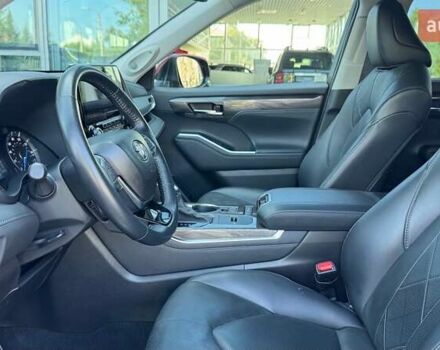 Красный Тойота Хайлендер, объемом двигателя 2.49 л и пробегом 84 тыс. км за 43105 $, фото 5 на Automoto.ua