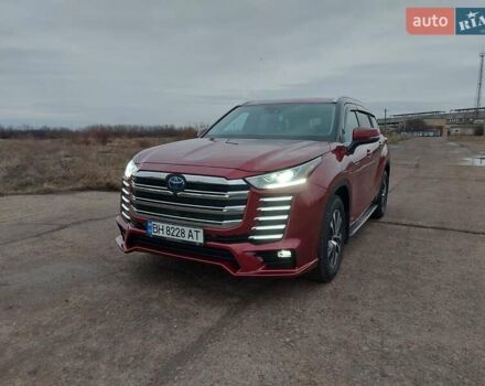 Красный Тойота Хайлендер, объемом двигателя 2.49 л и пробегом 72 тыс. км за 47000 $, фото 5 на Automoto.ua
