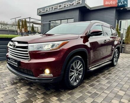 Красный Тойота Хайлендер, объемом двигателя 3.5 л и пробегом 205 тыс. км за 21900 $, фото 1 на Automoto.ua
