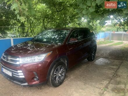 Червоний Тойота Хайлендер, об'ємом двигуна 2.7 л та пробігом 69 тис. км за 35000 $, фото 1 на Automoto.ua
