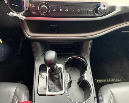 Тойота Хайлендер, объемом двигателя 2.7 л и пробегом 90 тыс. км за 22900 $, фото 16 на Automoto.ua