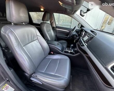 Тойота Хайлендер, объемом двигателя 2.7 л и пробегом 90 тыс. км за 22900 $, фото 19 на Automoto.ua