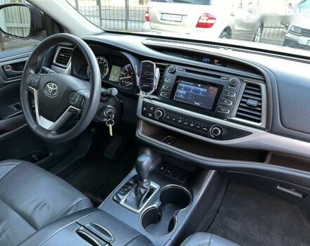 Тойота Хайлендер, объемом двигателя 2.7 л и пробегом 90 тыс. км за 22900 $, фото 21 на Automoto.ua