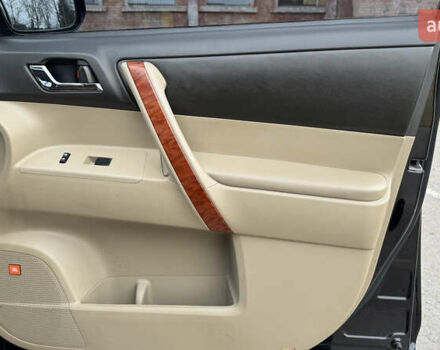 Тойота Хайлендер, объемом двигателя 3.5 л и пробегом 230 тыс. км за 14999 $, фото 23 на Automoto.ua