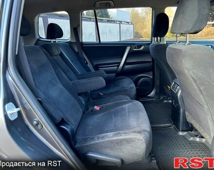 Тойота Хайлендер, об'ємом двигуна 35 л та пробігом 237 тис. км за 16500 $, фото 8 на Automoto.ua