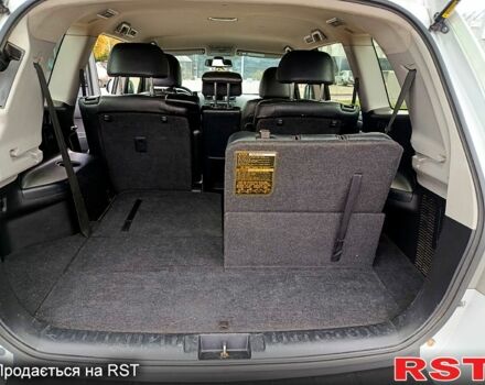 Тойота Хайлендер, об'ємом двигуна 3.5 л та пробігом 280 тис. км за 15600 $, фото 4 на Automoto.ua