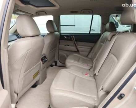 Тойота Хайлендер, объемом двигателя 0 л и пробегом 302 тыс. км за 18600 $, фото 10 на Automoto.ua
