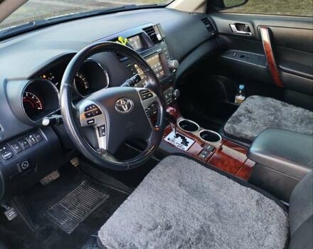 Тойота Хайлендер, об'ємом двигуна 3.5 л та пробігом 154 тис. км за 17000 $, фото 5 на Automoto.ua