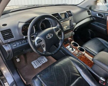 Тойота Хайлендер, объемом двигателя 3.5 л и пробегом 272 тыс. км за 16999 $, фото 18 на Automoto.ua