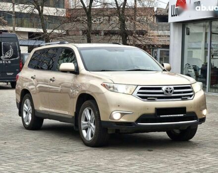Тойота Хайлендер, объемом двигателя 0 л и пробегом 302 тыс. км за 18600 $, фото 4 на Automoto.ua