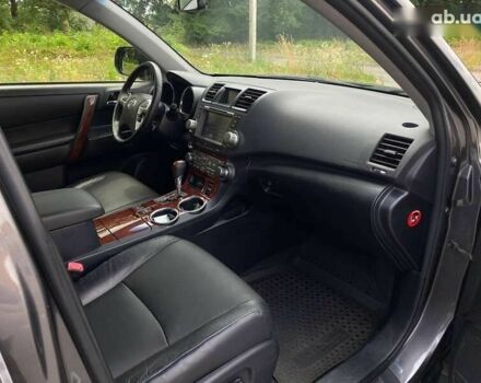 Тойота Хайлендер, об'ємом двигуна 3.5 л та пробігом 189 тис. км за 16490 $, фото 21 на Automoto.ua