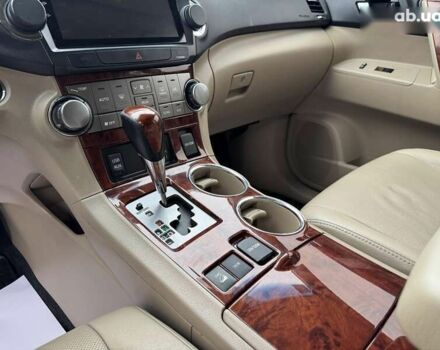 Тойота Хайлендер, об'ємом двигуна 0 л та пробігом 214 тис. км за 19200 $, фото 12 на Automoto.ua