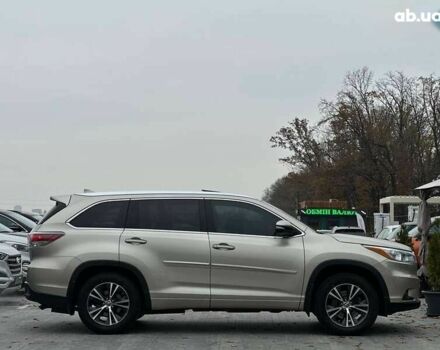 Тойота Хайлендер, объемом двигателя 0 л и пробегом 166 тыс. км за 23990 $, фото 4 на Automoto.ua