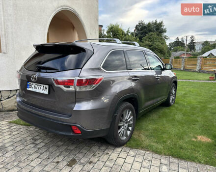 Тойота Хайлендер, объемом двигателя 2.7 л и пробегом 264 тыс. км за 19700 $, фото 3 на Automoto.ua