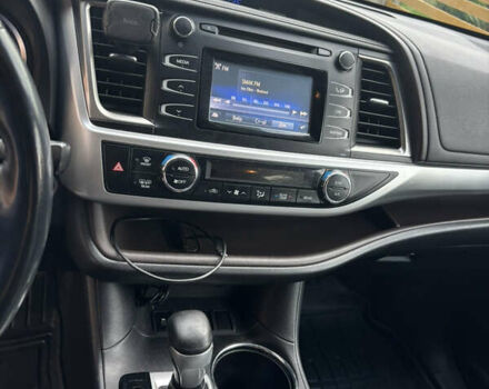 Тойота Хайлендер, объемом двигателя 2.7 л и пробегом 264 тыс. км за 19700 $, фото 14 на Automoto.ua