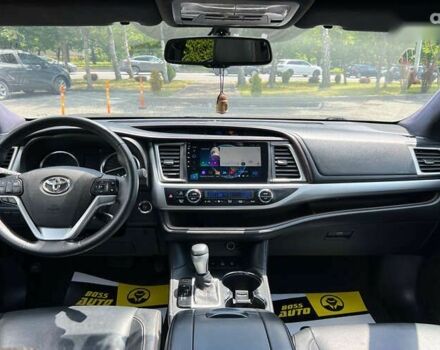 Тойота Хайлендер, объемом двигателя 0 л и пробегом 153 тыс. км за 21290 $, фото 12 на Automoto.ua
