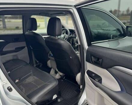 Тойота Хайлендер, объемом двигателя 0 л и пробегом 121 тыс. км за 26000 $, фото 14 на Automoto.ua