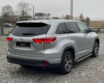 Тойота Хайлендер, объемом двигателя 0 л и пробегом 121 тыс. км за 26000 $, фото 4 на Automoto.ua