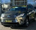 Тойота Хайлендер, объемом двигателя 0 л и пробегом 46 тыс. км за 37000 $, фото 2 на Automoto.ua