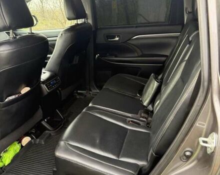 Тойота Хайлендер, объемом двигателя 3.5 л и пробегом 132 тыс. км за 31000 $, фото 7 на Automoto.ua