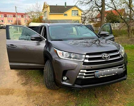 Тойота Хайлендер, объемом двигателя 3.5 л и пробегом 132 тыс. км за 31000 $, фото 2 на Automoto.ua