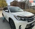 Тойота Хайлендер, объемом двигателя 3.5 л и пробегом 49 тыс. км за 38500 $, фото 1 на Automoto.ua