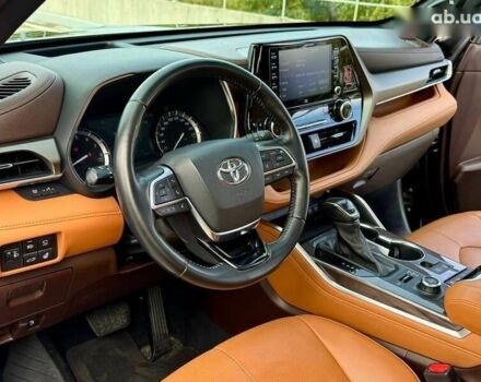 Тойота Хайлендер 2021 у Києві на Automoto.ua Тойота Хайлендер, об'ємом двигуна 3.5 л та пробігом 97 тис. км за 46500 $, фото 20 на Automoto.ua
