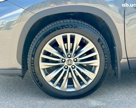 Тойота Хайлендер, объемом двигателя 0 л и пробегом 169 тыс. км за 39900 $, фото 22 на Automoto.ua