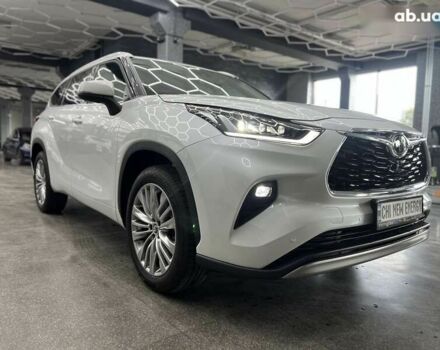 Тойота Хайлендер, об'ємом двигуна 2 л та пробігом 1 тис. км за 57800 $, фото 1 на Automoto.ua