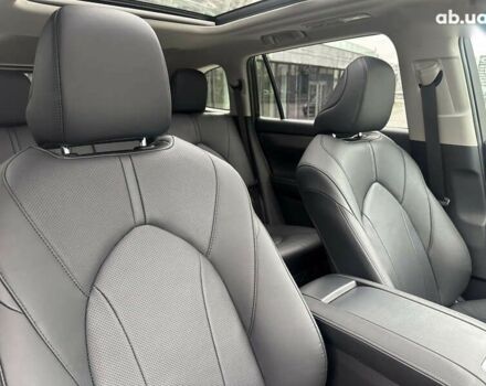 Тойота Хайлендер, объемом двигателя 2 л и пробегом 1 тыс. км за 58900 $, фото 28 на Automoto.ua