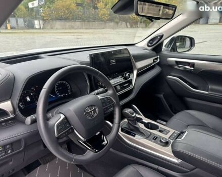 Тойота Хайлендер, объемом двигателя 2 л и пробегом 1 тыс. км за 58900 $, фото 13 на Automoto.ua