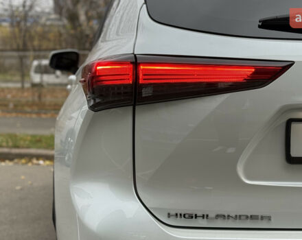 Тойота Хайлендер, об'ємом двигуна 2 л та пробігом 0 тис. км за 51999 $, фото 7 на Automoto.ua