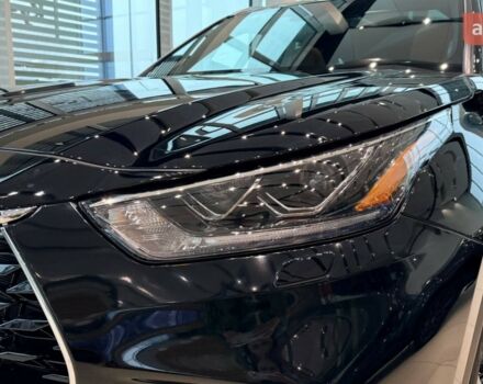 Тойота Хайлендер, об'ємом двигуна 2.49 л та пробігом 0 тис. км за 74143 $, фото 2 на Automoto.ua