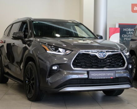 Тойота Хайлендер, об'ємом двигуна 2.49 л та пробігом 0 тис. км за 74869 $, фото 2 на Automoto.ua