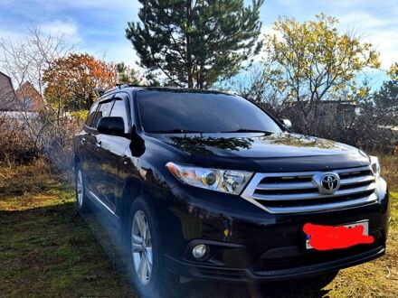 Тойота Хайлендер, объемом двигателя 3.5 л и пробегом 220 тыс. км за 17000 $, фото 1 на Automoto.ua