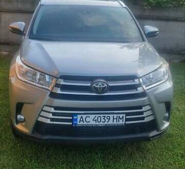 Тойота Хайлендер, объемом двигателя 3.5 л и пробегом 88 тыс. км за 33500 $, фото 1 на Automoto.ua