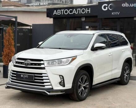Тойота Хайлендер, объемом двигателя 3.5 л и пробегом 138 тыс. км за 20500 $, фото 1 на Automoto.ua