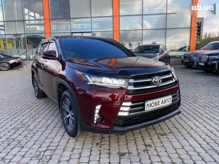 Тойота Хайлендер 2018 у Львові на Automoto.ua Тойота Хайлендер, об'ємом двигуна 3.5 л та пробігом 110 тис. км за 25900 $, фото 1 на Automoto.ua