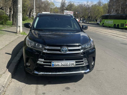 Тойота Хайлендер 2019 в Одессе на Automoto.ua Тойота Хайлендер, объемом двигателя 3.5 л и пробегом 170 тыс. км за 31000 $, фото 1 на Automoto.ua