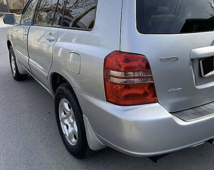Серый Тойота Хайлендер, объемом двигателя 2.4 л и пробегом 300 тыс. км за 7700 $, фото 15 на Automoto.ua