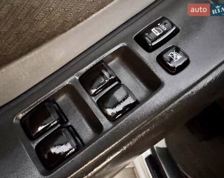 Серый Тойота Хайлендер, объемом двигателя 2.4 л и пробегом 279 тыс. км за 7999 $, фото 30 на Automoto.ua