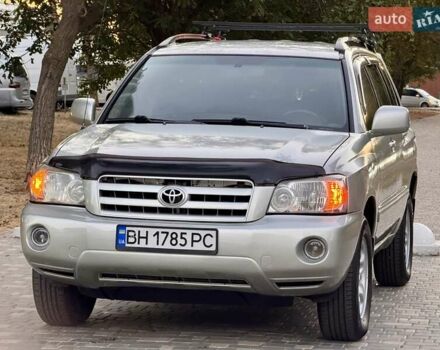 Серый Тойота Хайлендер, объемом двигателя 2.4 л и пробегом 279 тыс. км за 7999 $, фото 3 на Automoto.ua