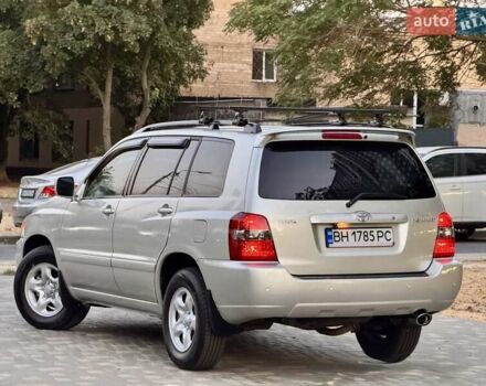 Серый Тойота Хайлендер, объемом двигателя 2.4 л и пробегом 279 тыс. км за 7999 $, фото 21 на Automoto.ua