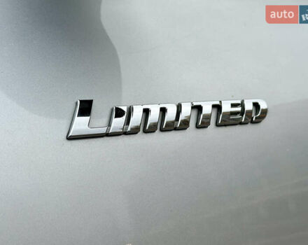 Сірий Тойота Хайлендер, об'ємом двигуна 3.5 л та пробігом 222 тис. км за 11890 $, фото 12 на Automoto.ua