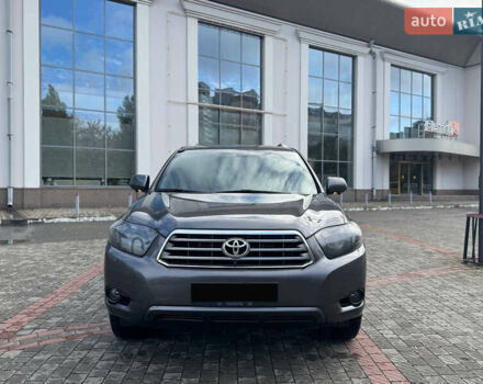 Тойота Хайлендер 2008 в Днепре (Днепропетровске) на Automoto.ua Серый Тойота Хайлендер, объемом двигателя 3.46 л и пробегом 192 тыс. км за 13500 $, фото 5 на Automoto.ua
